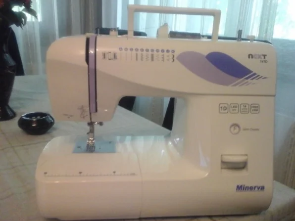 Ilustrație pentru Cea mai bună mașină de cusut